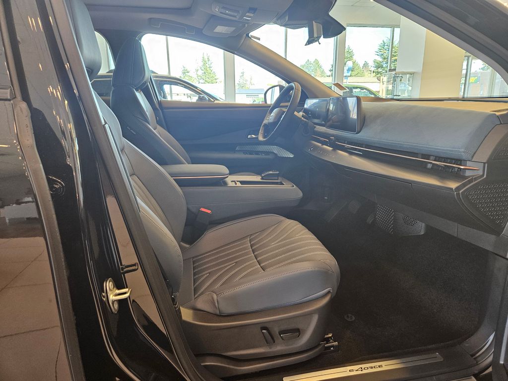 2025 Nissan Ariya PLATINUM+ e-4ORCE