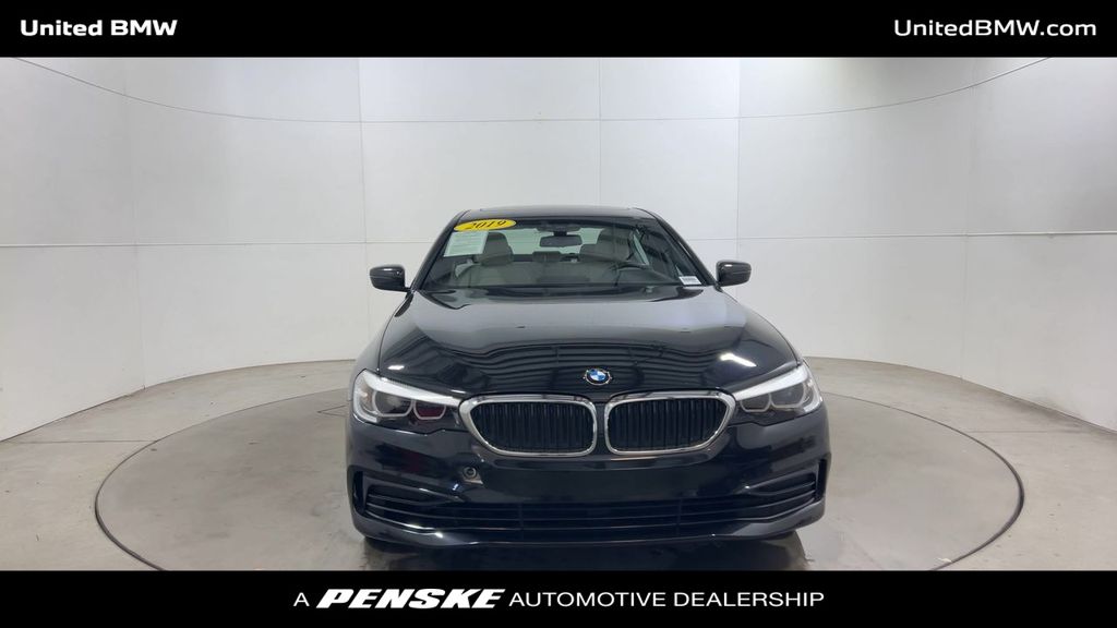 Thumbnail: 2019 BMW 5 Series - 3