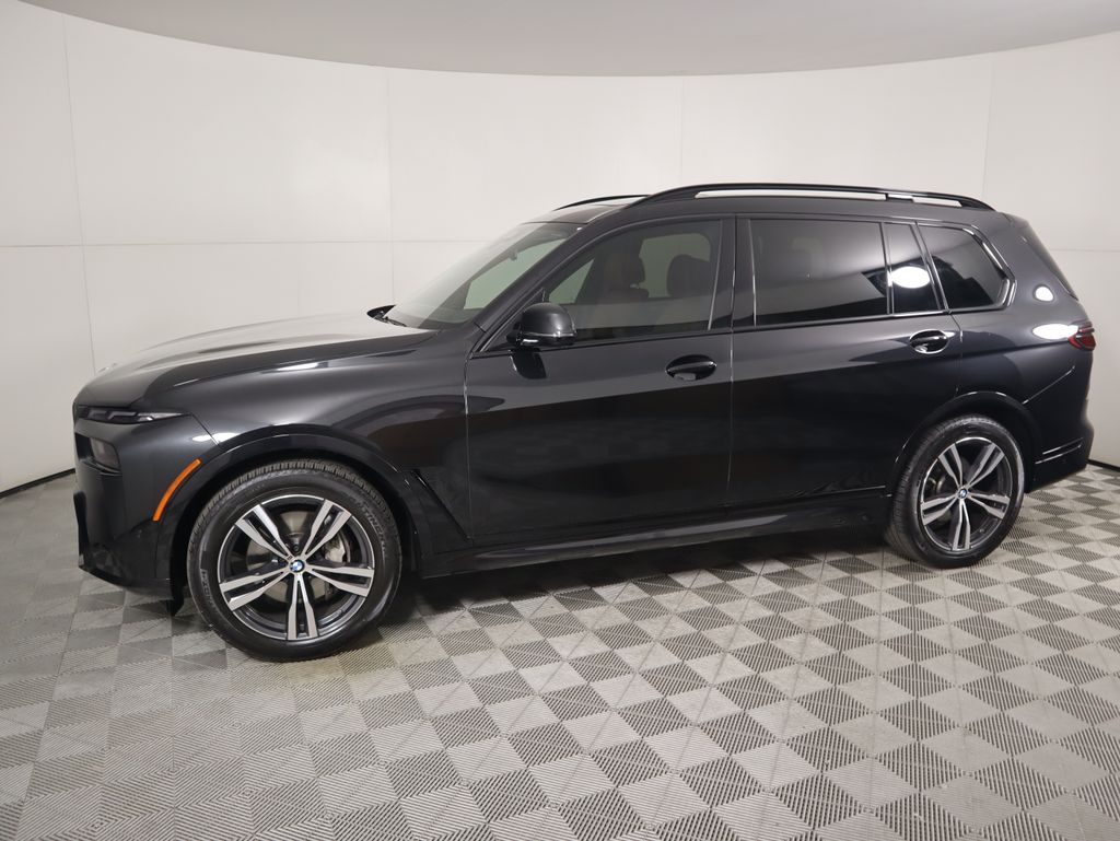 Thumbnail: 2023 BMW X7 - 8