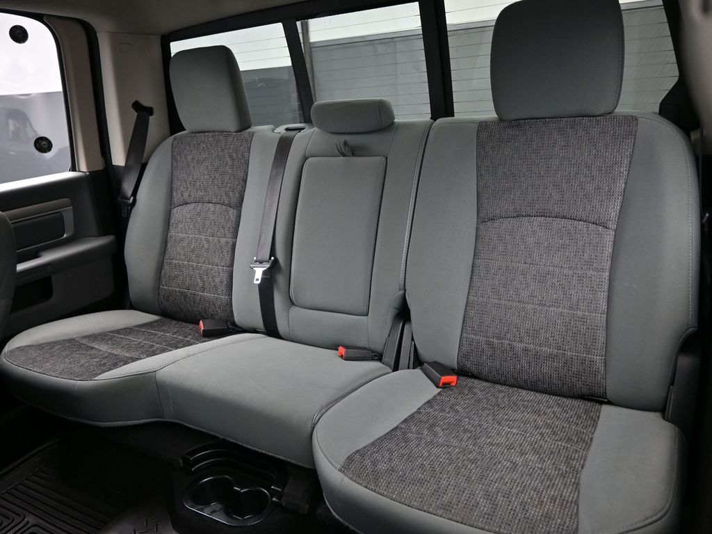 2018 Ram 1500 Big Horn Crew Cab 4x4 5'7" Box