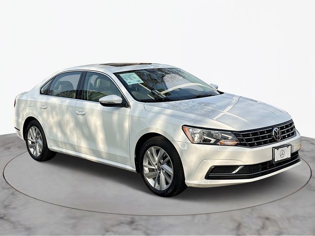 2018 Volkswagen Passat 2.0T 3