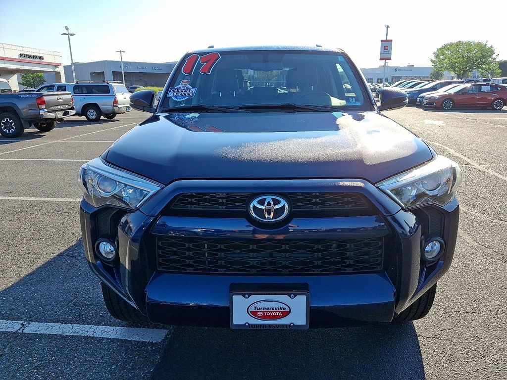 Thumbnail: 2017 Toyota 4Runner - 2