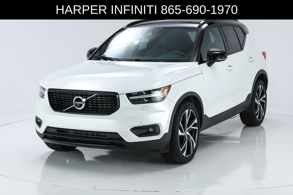 2021 Volvo XC40 T5 R-Design AWD