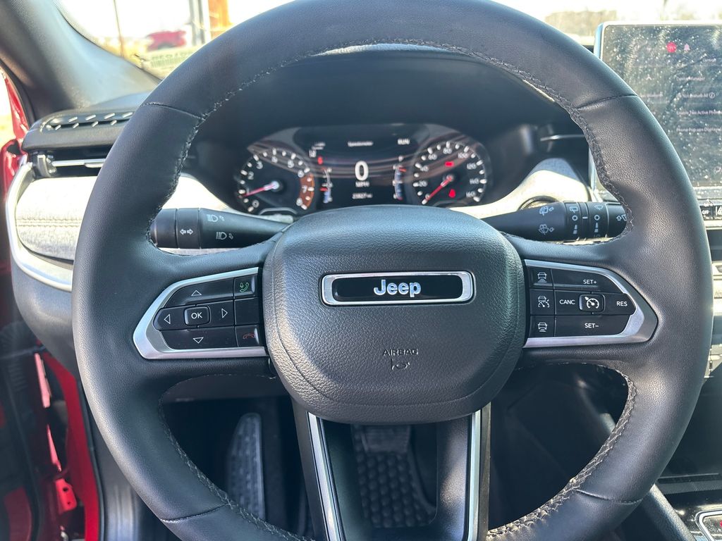 Used Car 2024 Jeep Compass  Latitude Lux For Sale Under $30,000 In Austin, Texas