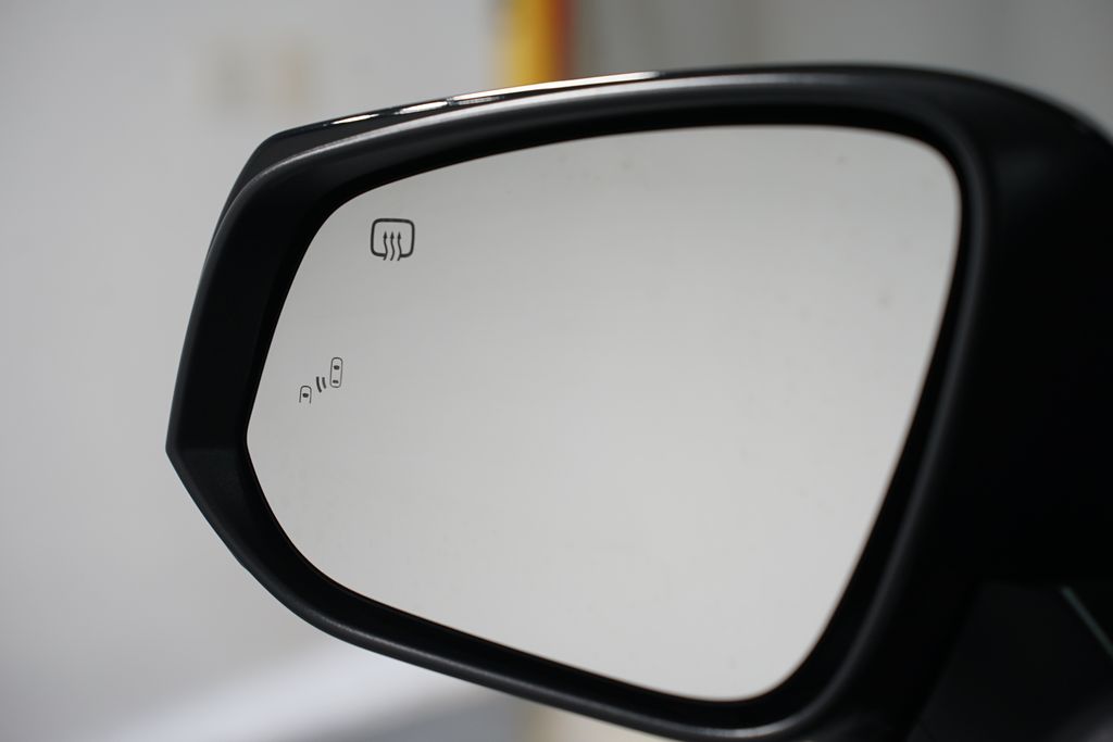 Thumbnail: 2026 Toyota Sienna - 26