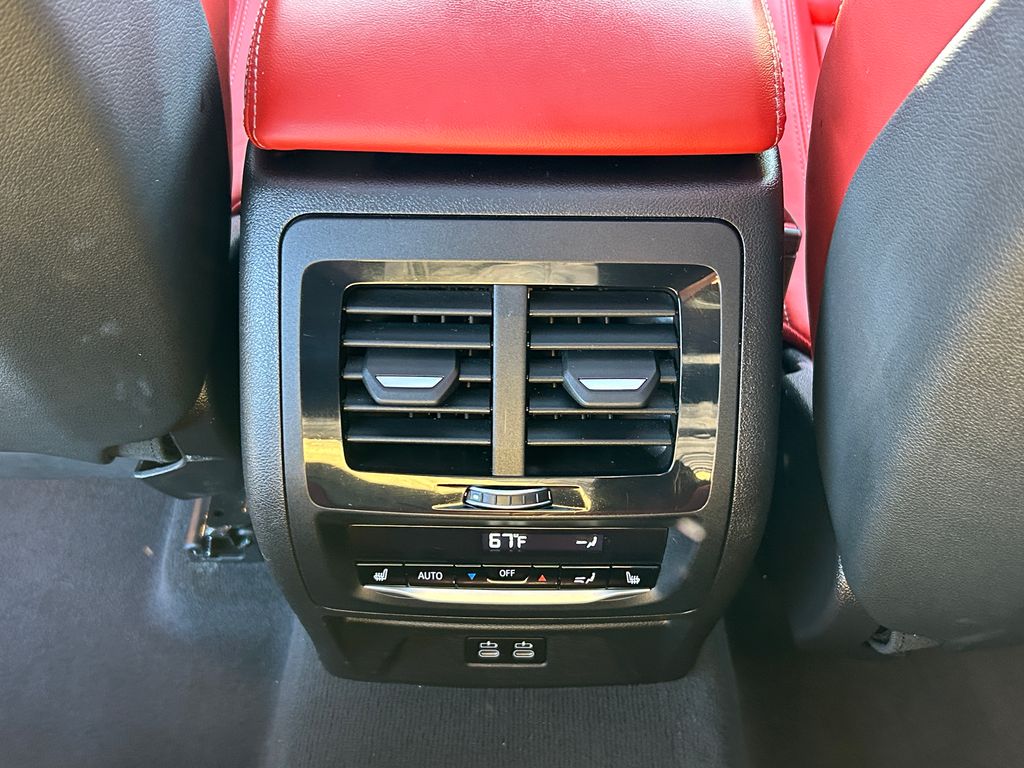 Thumbnail: 2023 BMW X4 - 32