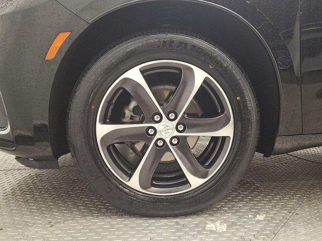 Thumbnail: 2022 Buick Enclave - 8