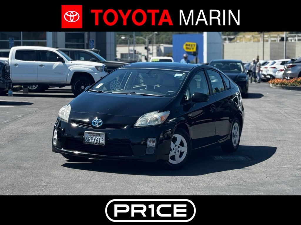 2011 Toyota Prius IV's photo