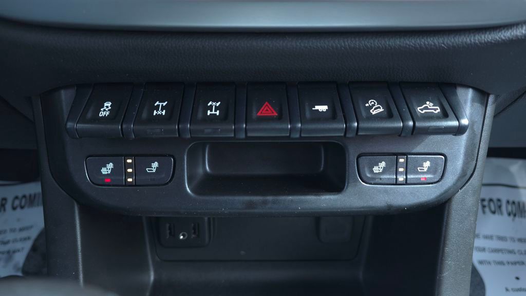 2022 Chevrolet Colorado ZR2 - Photo 33