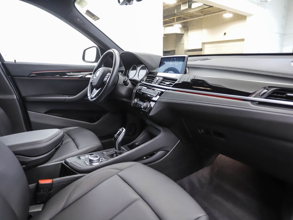2020 BMW X1 xDrive28i 30