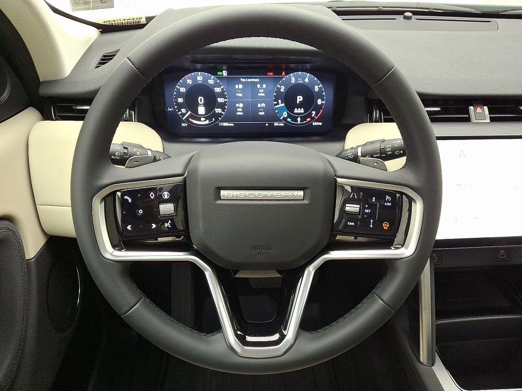 Thumbnail: 2024 Land Rover Discovery Sport - 22