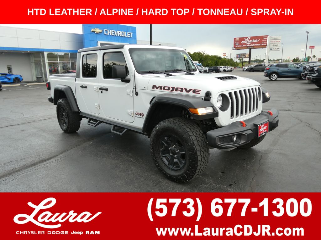 Bright White Clearcoat 2023 Jeep Gladiator Pickup Truck Four-Wheel Drive 8-Speed Automatic