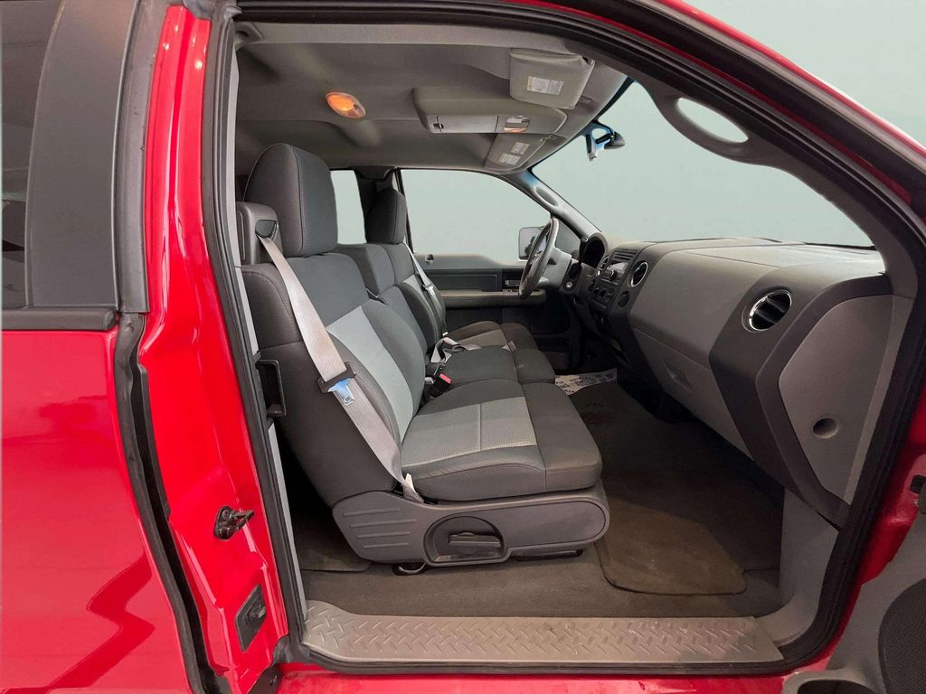 Used 2008 Red Ford XL image 19