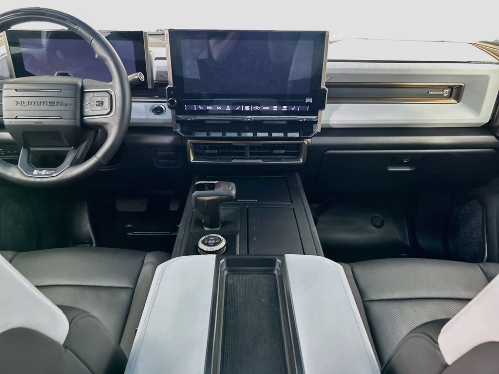 Used 2023 White GMC Edition 1 image 13