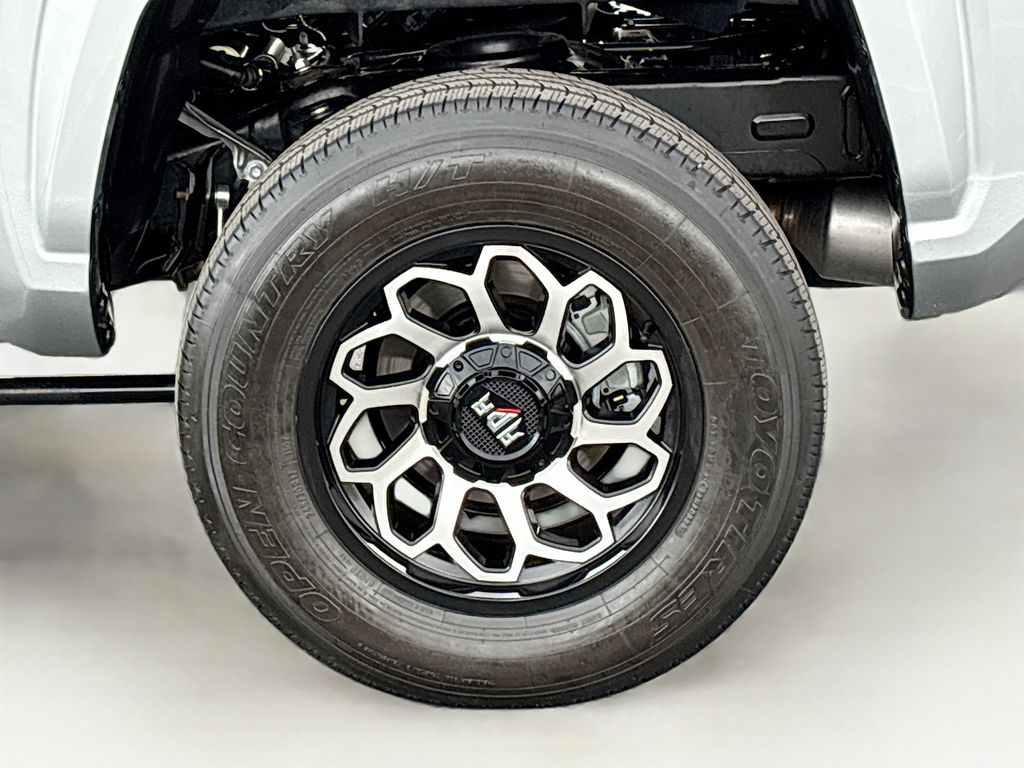 Thumbnail: 2025 Toyota Tacoma - 30