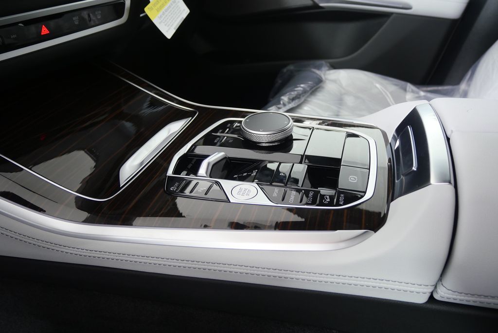 2026 BMW X5 xDrive40i 24