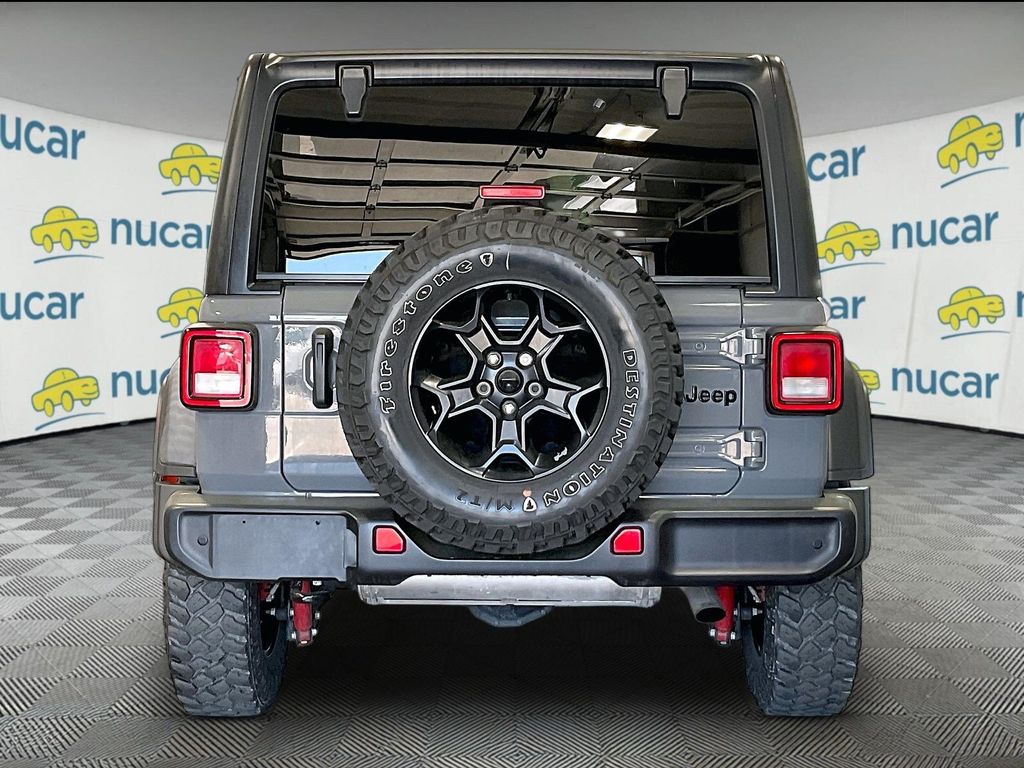 2023 Jeep Wrangler — photo 5