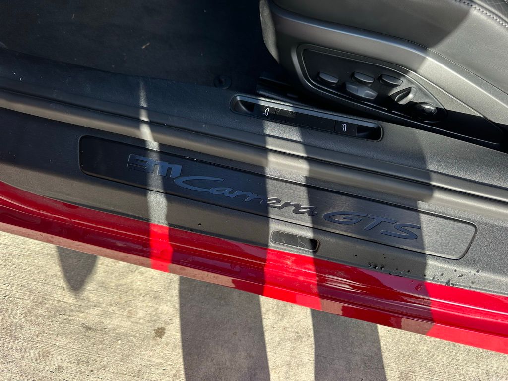 Thumbnail: 2024 Porsche 911 - 23