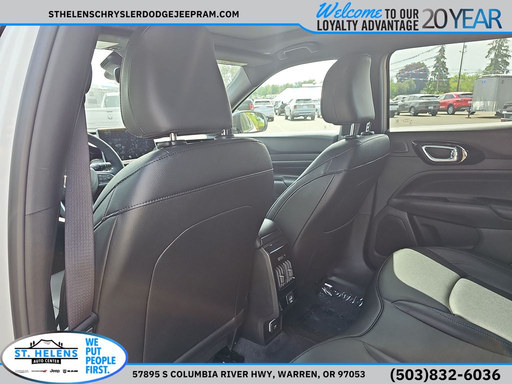 2025 Jeep Compass Limited - Photo 19