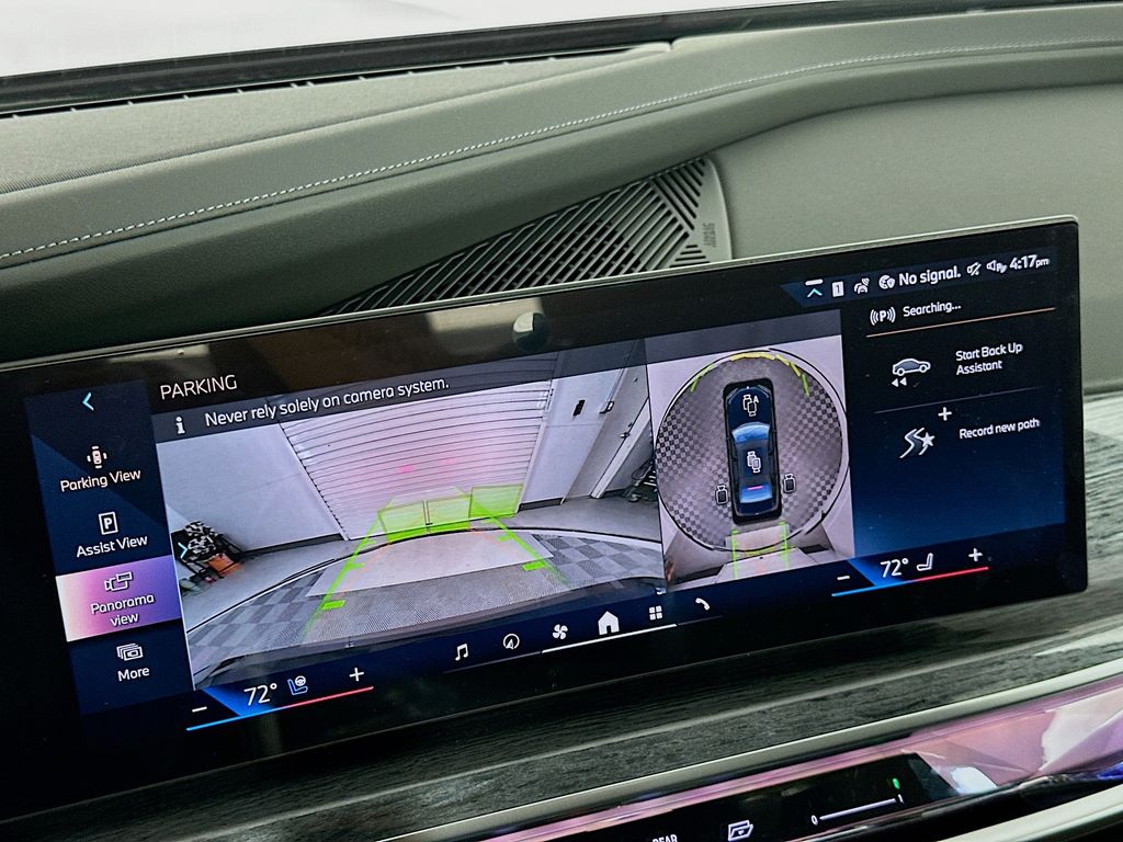 Thumbnail: 2025 BMW i7 - 13