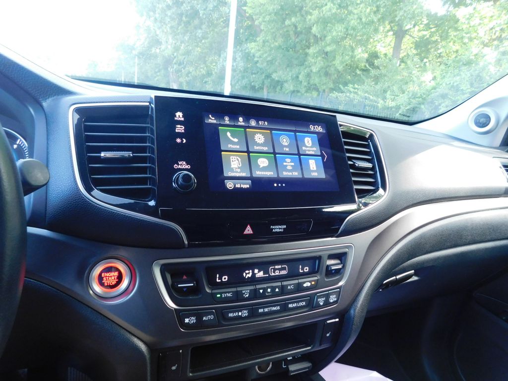 Thumbnail: 2022 Honda Pilot - 10
