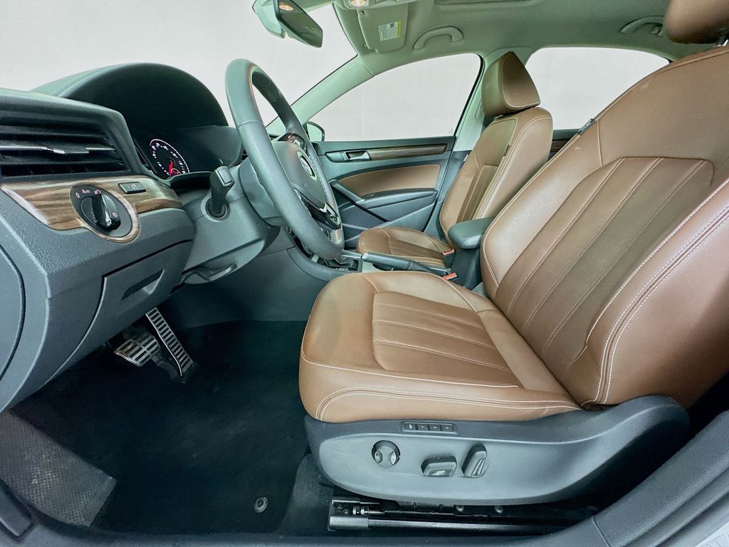 Used Car 2022 Volkswagen Passat  2.0t Limited Edition For Sale Under $20,000 In Austin, Texas