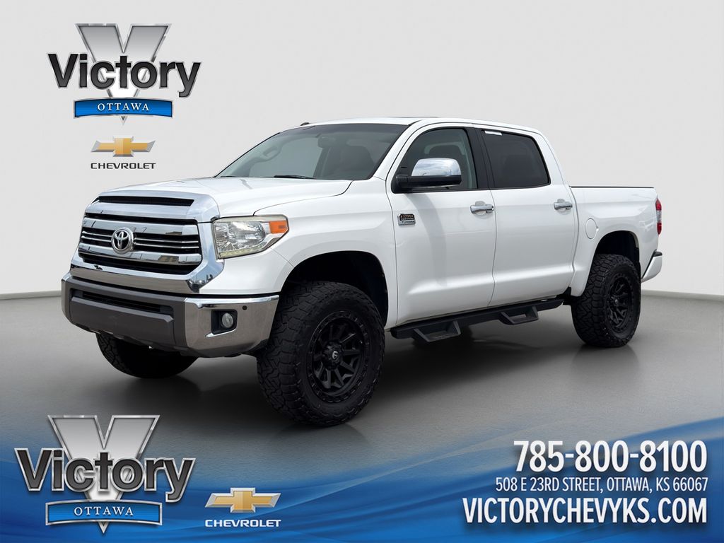 Super White 2016 Toyota Tundra Pickup Truck Four-Wheel Drive 6-Speed Automatic Overdrive