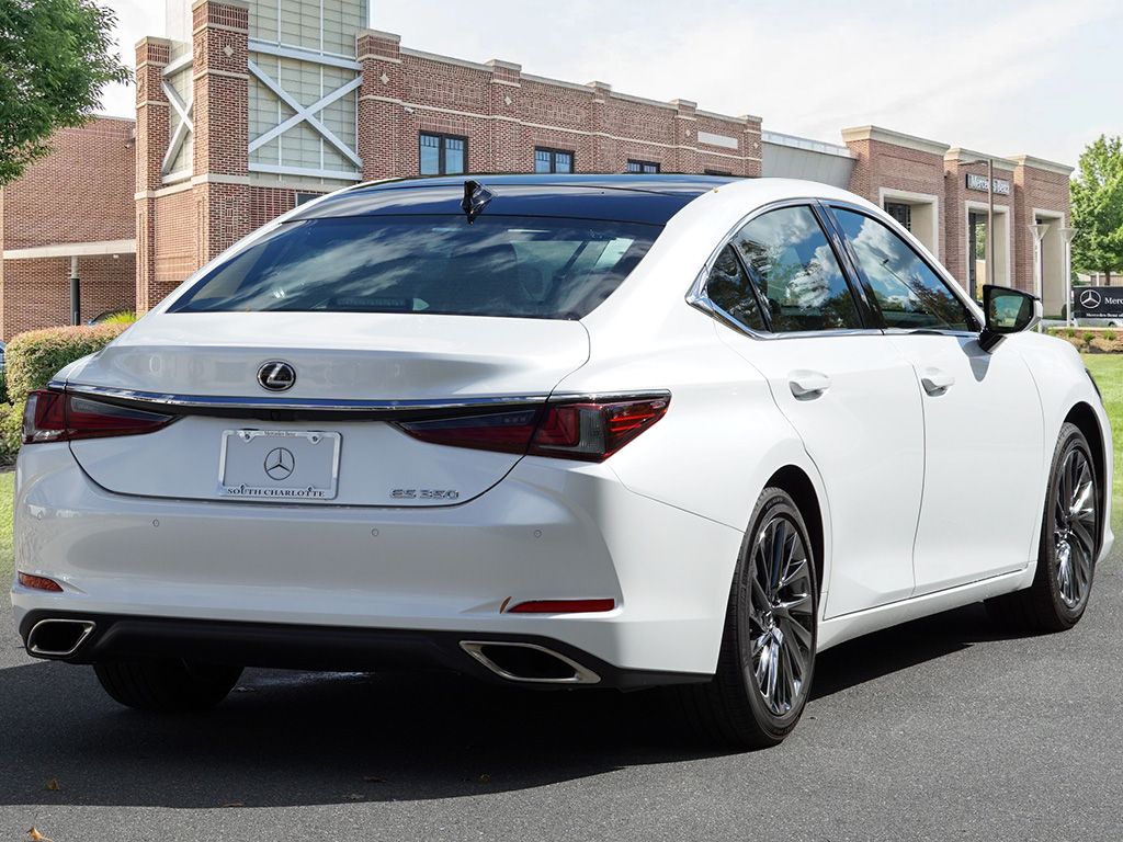 Thumbnail: 2024 Lexus ES - 6