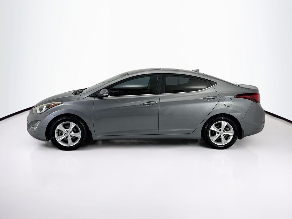Thumbnail: 2016 Hyundai Elantra - 8