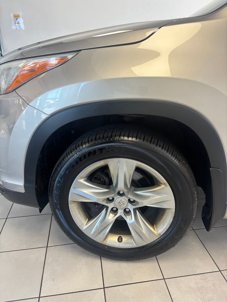 Used 2015 Toyota Highlander SUV