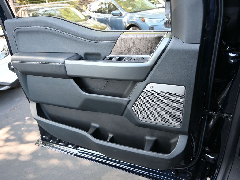 2025 Ford F-350 Super Duty Lariat