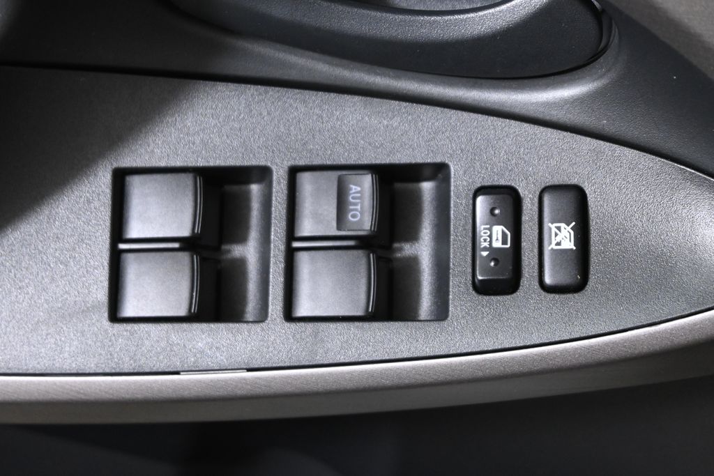 Thumbnail: 2007 Toyota RAV4 - 24