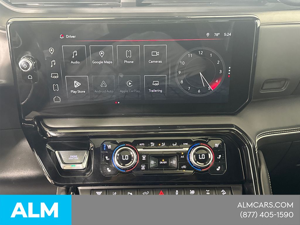 Used 2025 White GMC AT4X image 32
