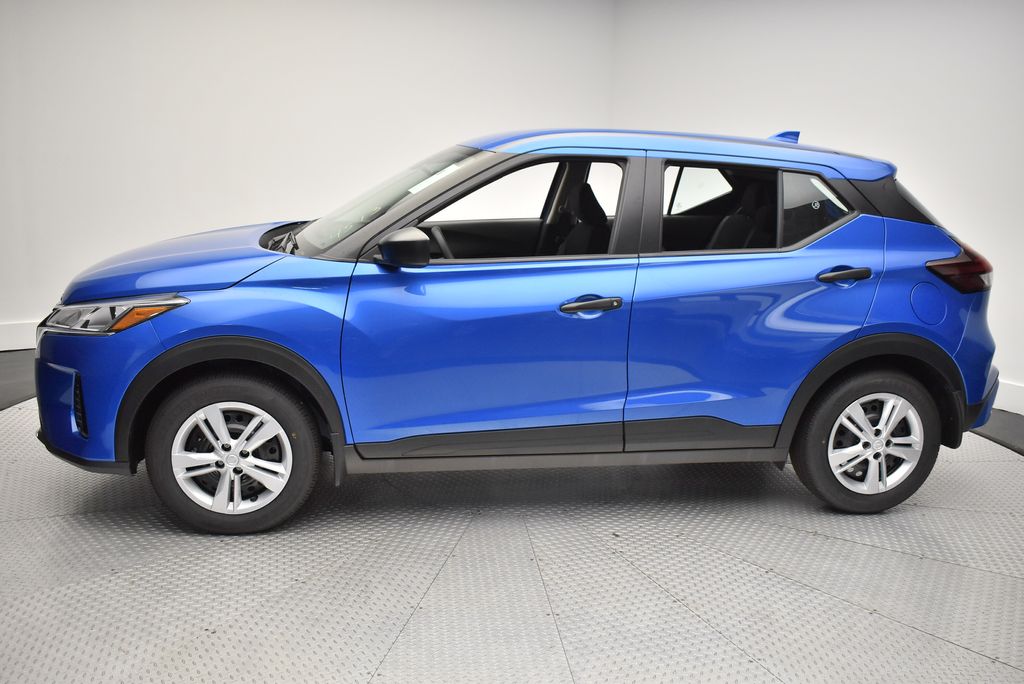 Thumbnail: 2025 Nissan Kicks - 8