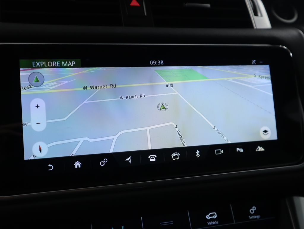 Thumbnail: 2021 Land Rover Range Rover Sport - 15