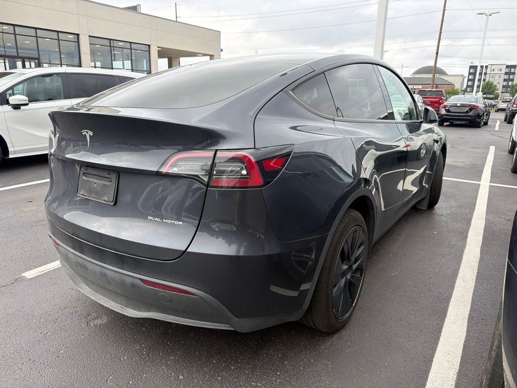 Thumbnail: 2025 Tesla Model Y - 3