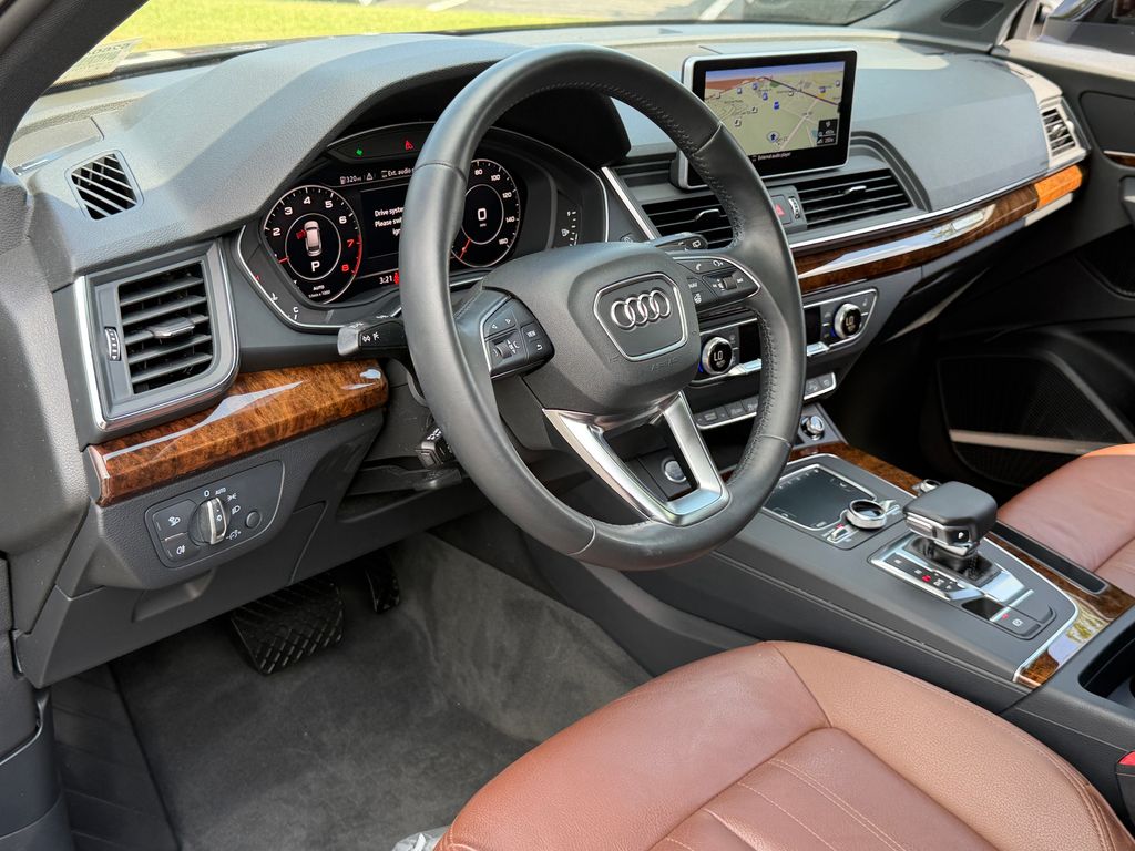 Thumbnail: 2018 Audi Q5 - 18