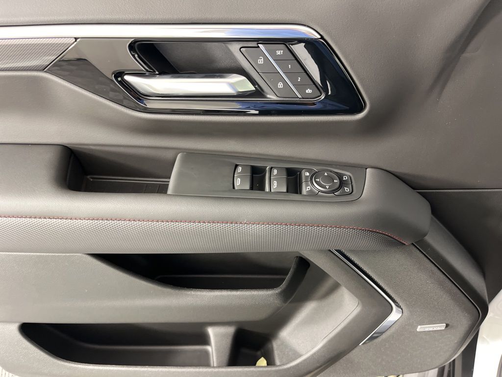Thumbnail: 2026 Chevrolet Tahoe - 30