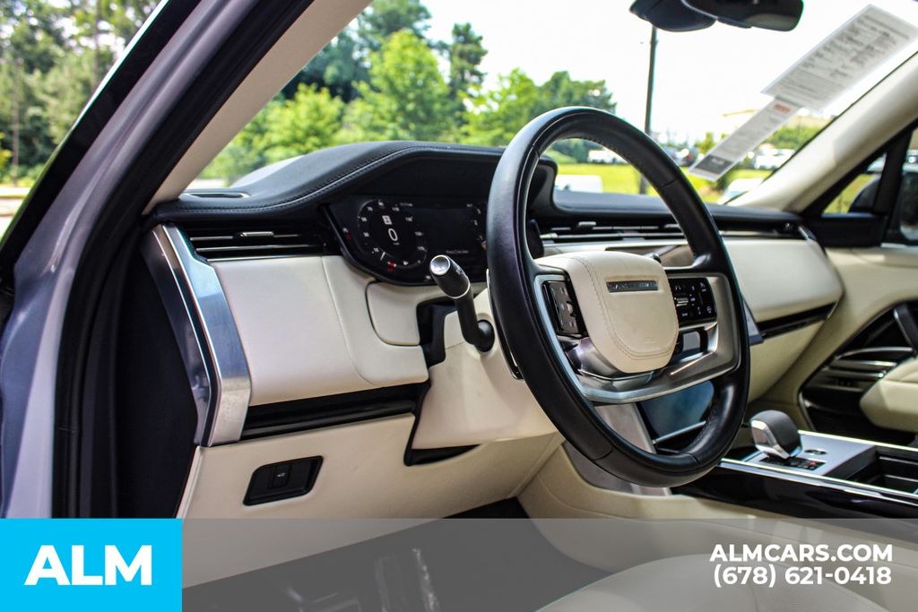 Used 2024 Silver Land Rover SE image 22