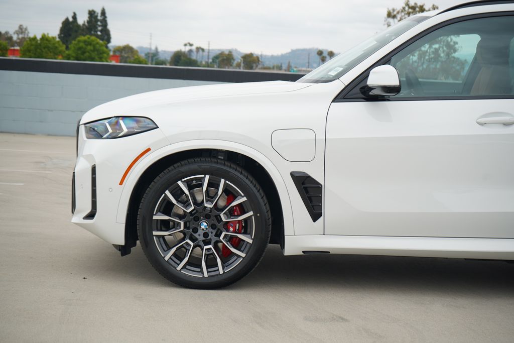 Thumbnail: 2026 BMW X5 - 5