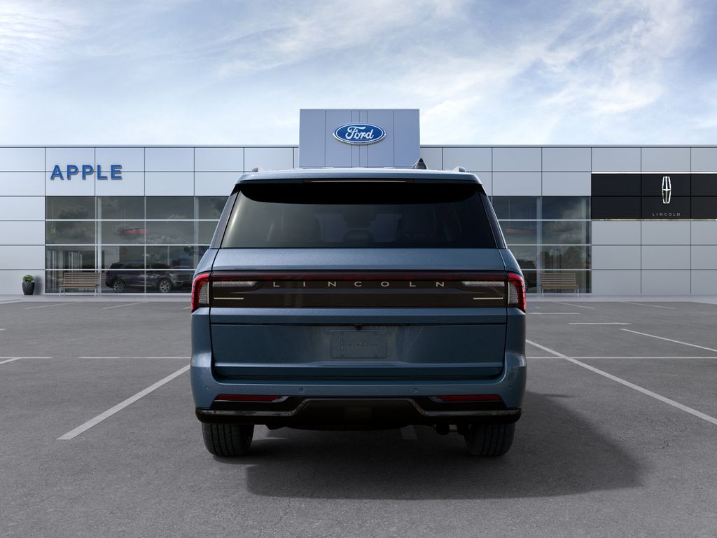2027 Lincoln Navigator L 