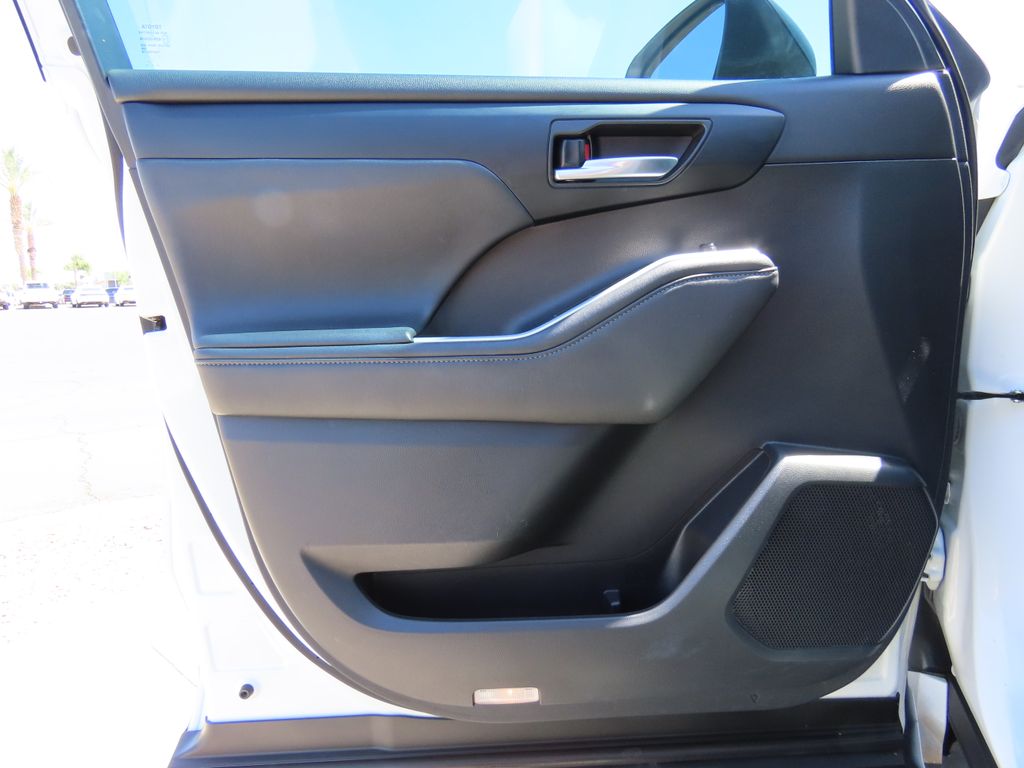 2021 Toyota Highlander XSE 25