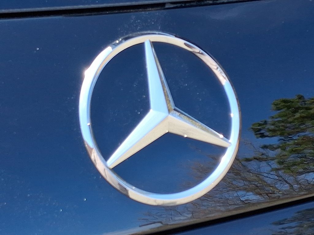 Thumbnail: 2026 Mercedes-Benz GLC - 29