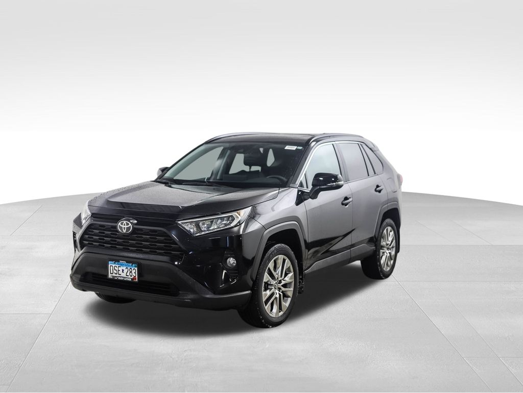 Thumbnail: 2019 Toyota RAV4 - 1