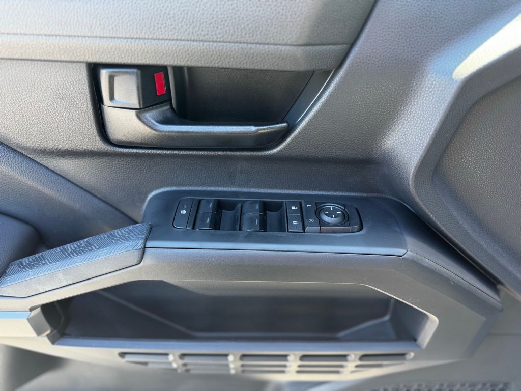 2025 Toyota Tacoma SR5 Double Cab photo 13