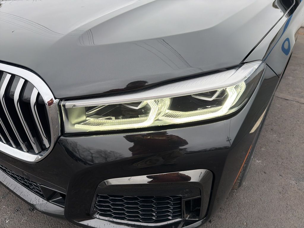 Thumbnail: 2022 BMW 7 Series - 9