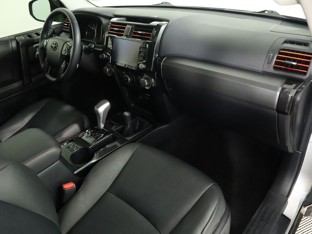 Thumbnail: 2023 Toyota 4Runner - 18