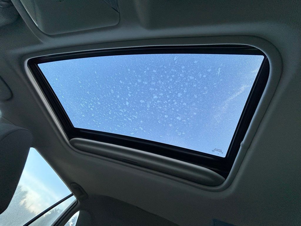 Thumbnail: 2024 Toyota RAV4 - 30