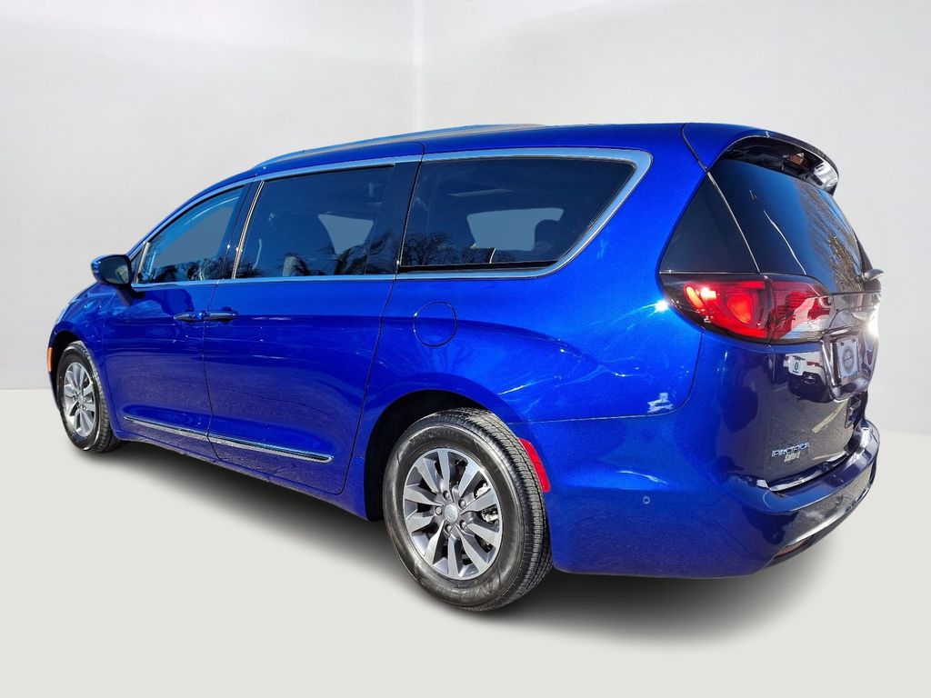 2020 Chrysler Pacifica Hybrid Limited 6