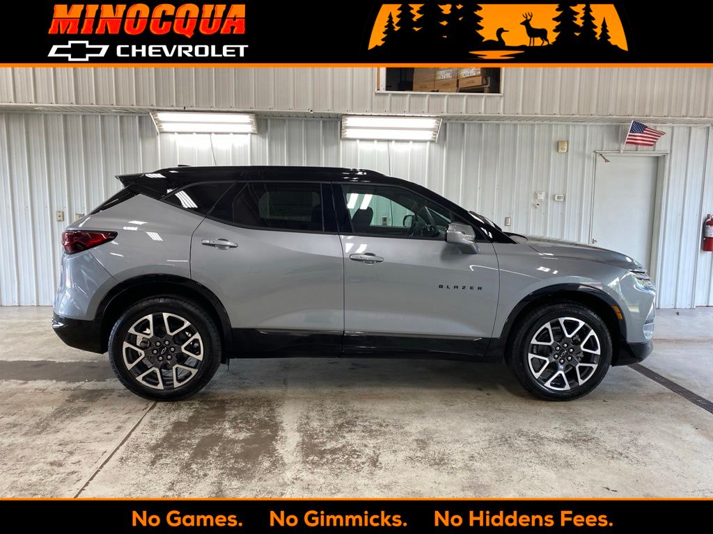 Sterling Gray Metallic 2026 Chevrolet Blazer SUV / Crossover All-Wheel Drive 9-Speed Automatic Overdrive